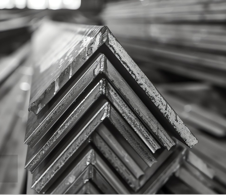 Acciaio ad angolo galvanizzato ampiamente utilizzato nella costruzione Spessore 2.0 mm - 10.0 mm